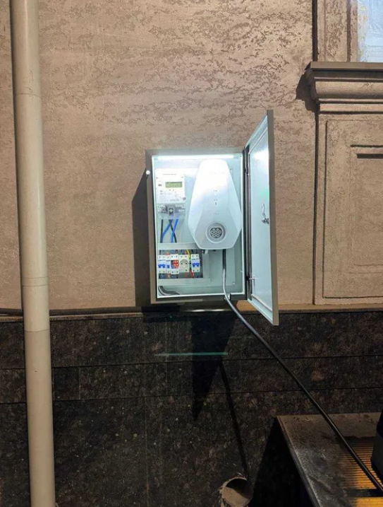 Elektr mobil zaryad qurilmasini o‘rnatish